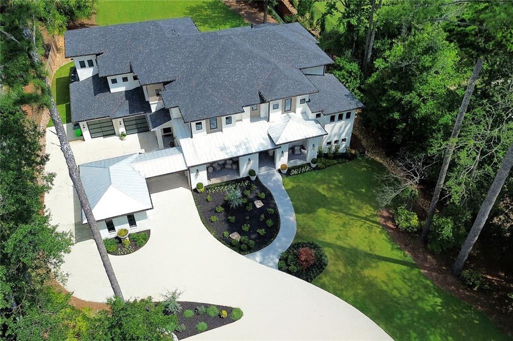 4415 Blackland Drive NE