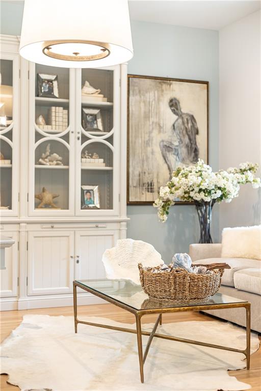 4415 Blackland Drive NE