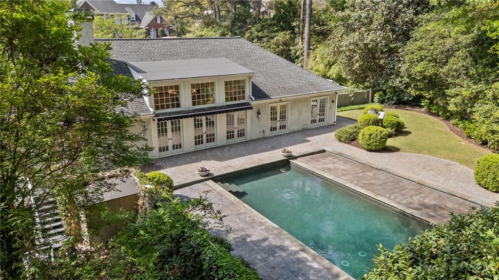 875 Heards Ferry Road