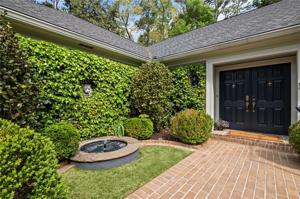 875 Heards Ferry Road