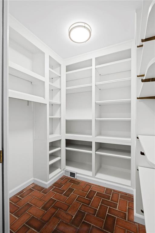 875 Heards Ferry Road