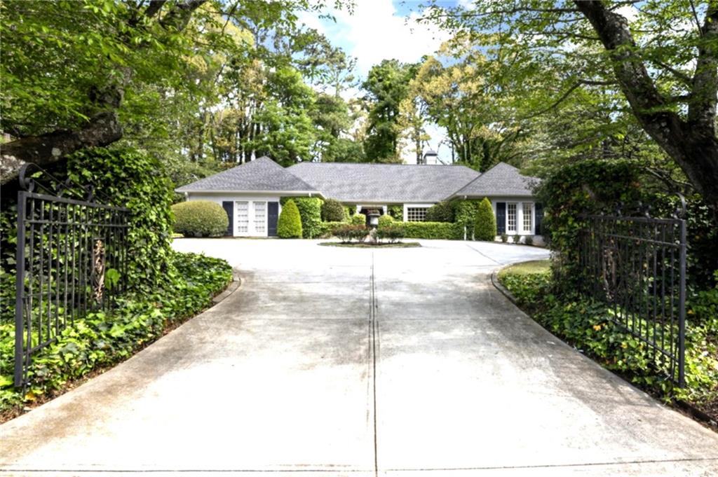 875 Heards Ferry Road