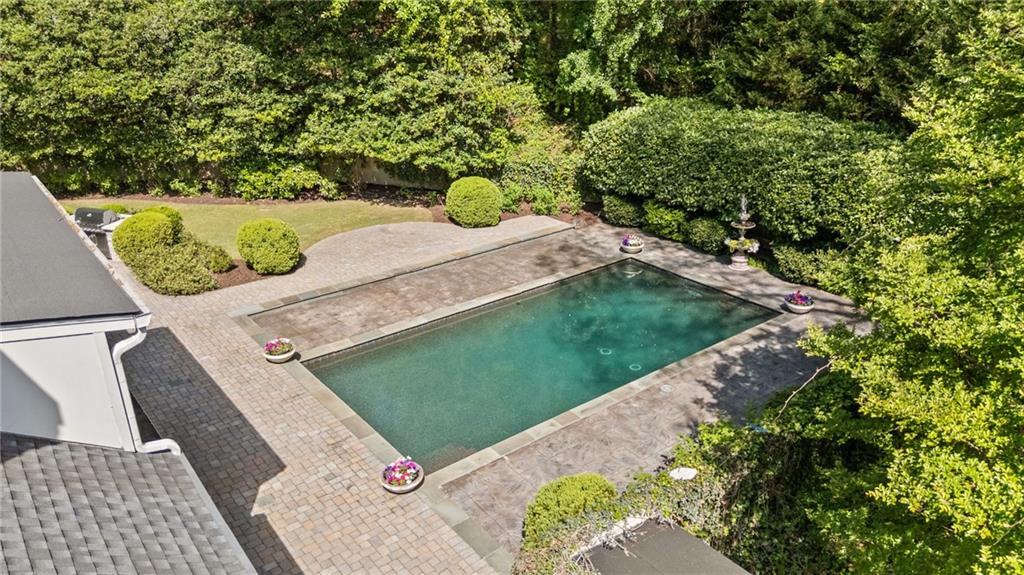 875 Heards Ferry Road