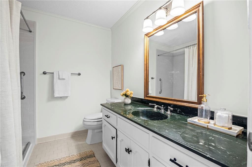 875 Heards Ferry Road