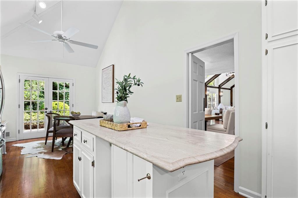 875 Heards Ferry Road