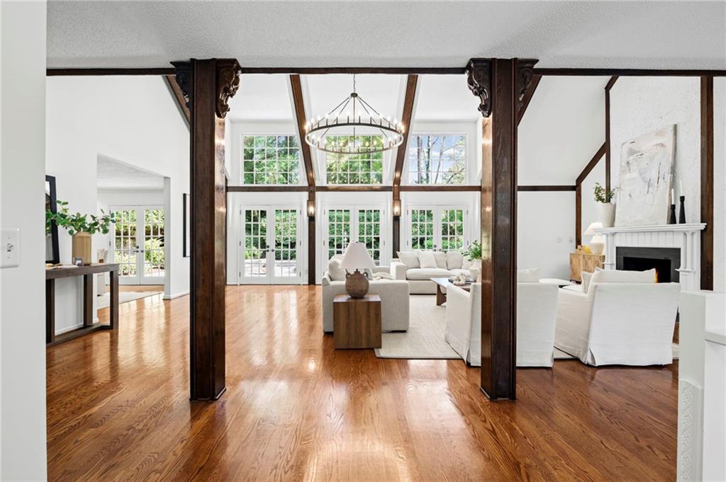 875 Heards Ferry Road