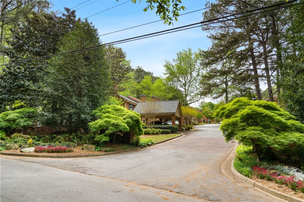 3550 Vinings Ridge Court