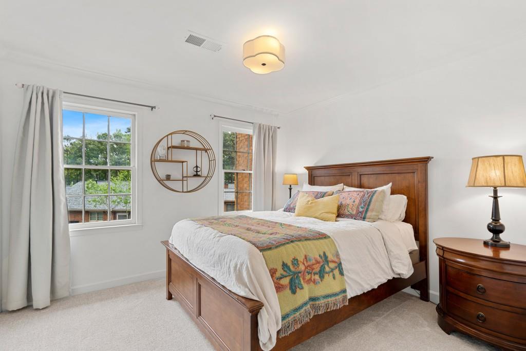 3550 Vinings Ridge Court