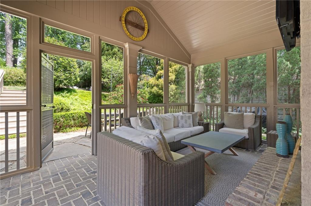 1180 Cumberland Road NE