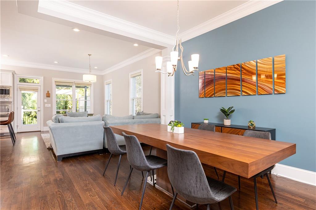 3130 Chestnut Woods Drive