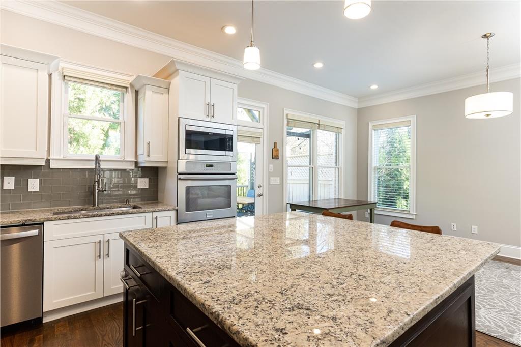 3130 Chestnut Woods Drive