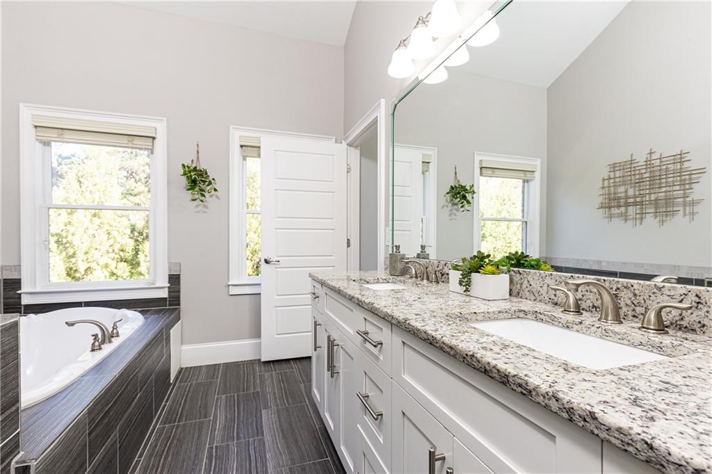 3130 Chestnut Woods Drive