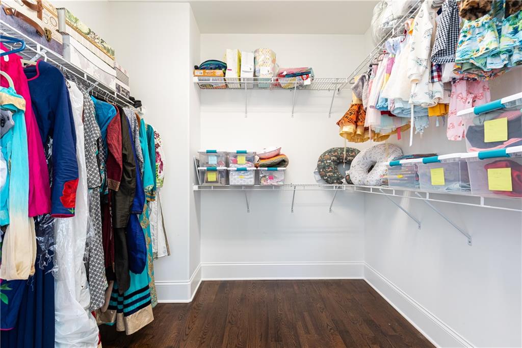 3130 Chestnut Woods Drive