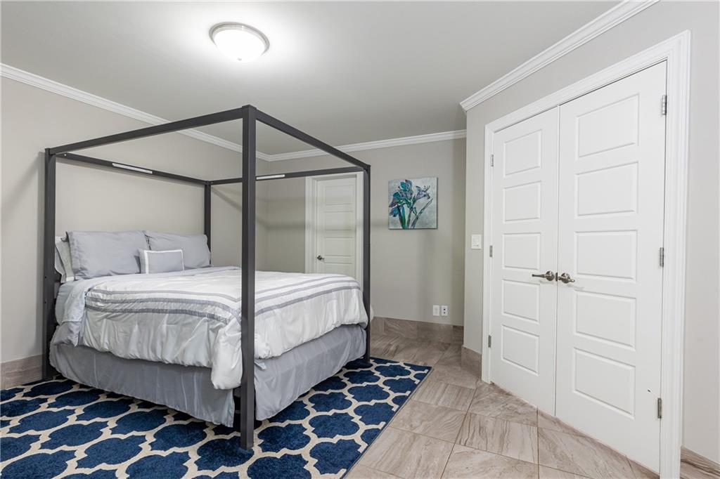 3130 Chestnut Woods Drive