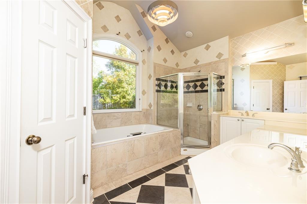 3629 Summit Oaks Drive