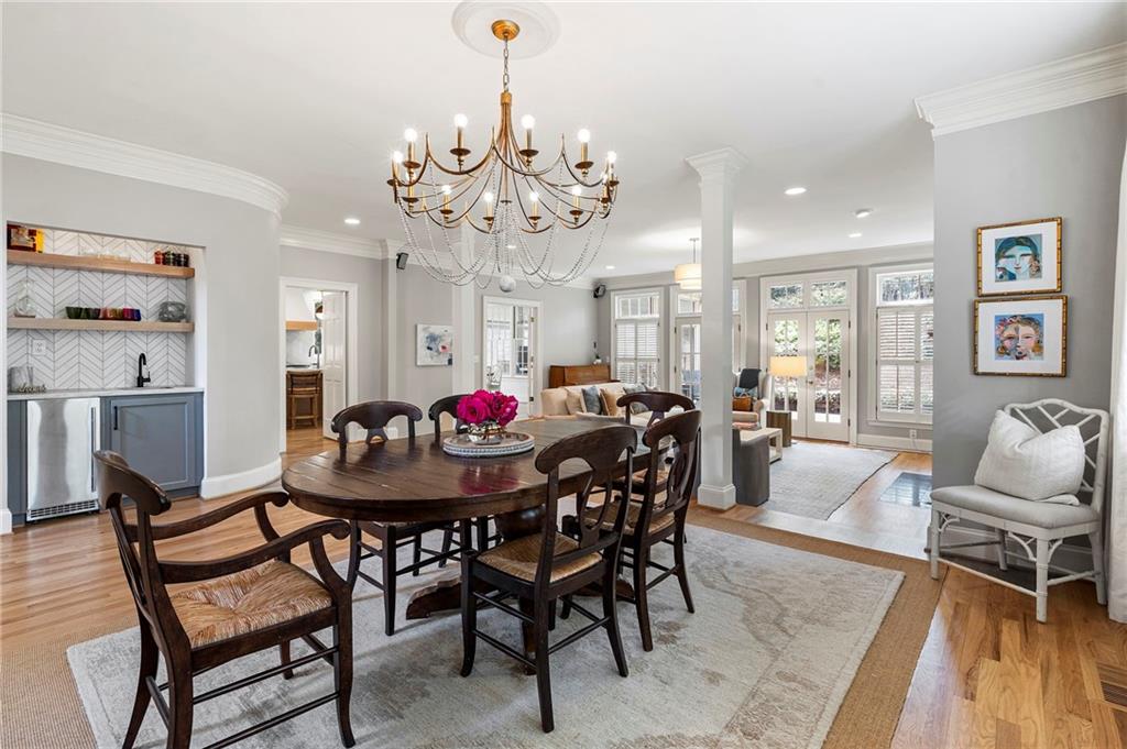 1023 Saint James Crossing NE