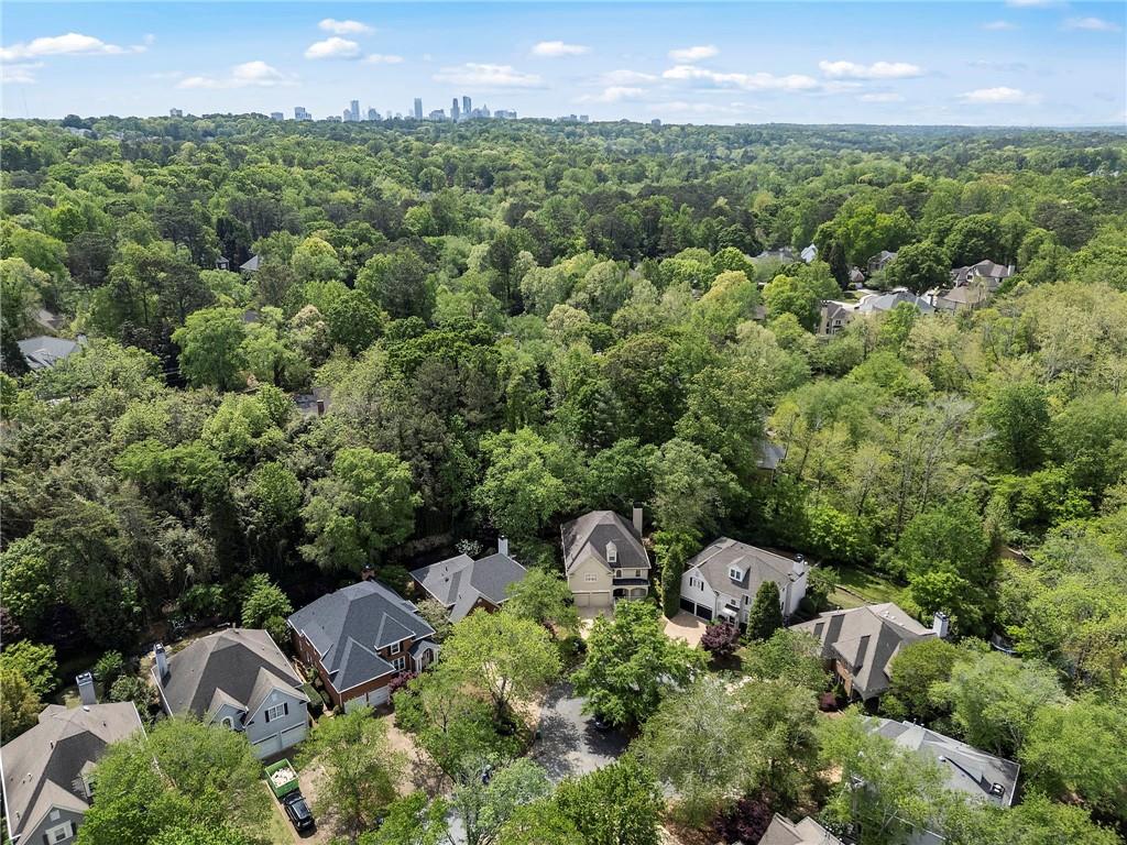 1023 Saint James Crossing NE