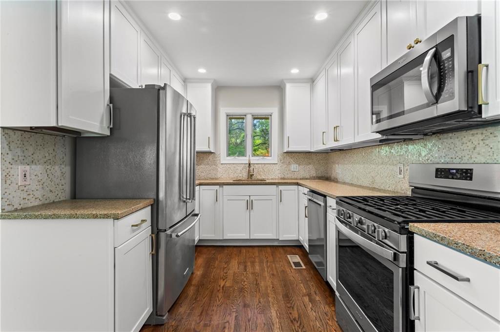 1116 Citadel Drive NE