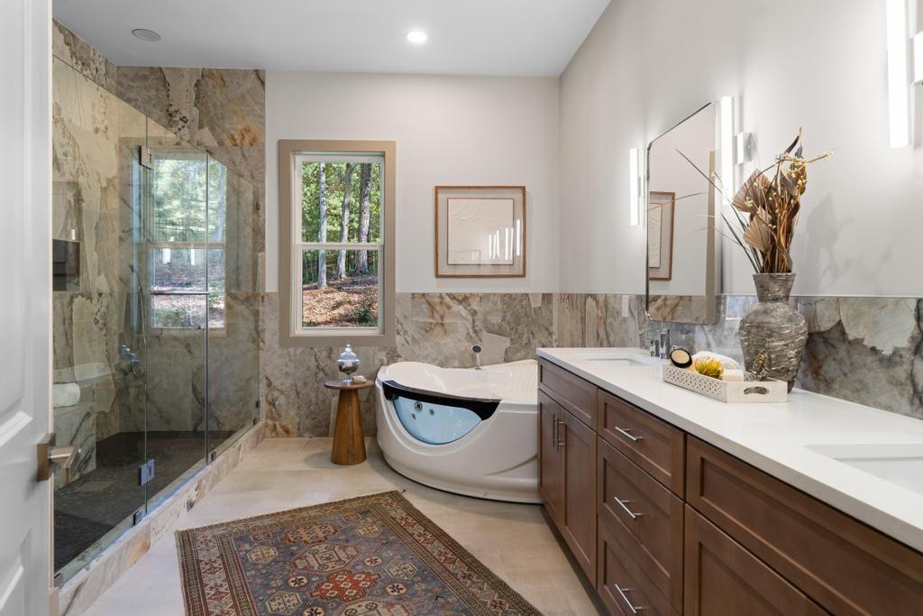 4611 Medlock Bridge RD