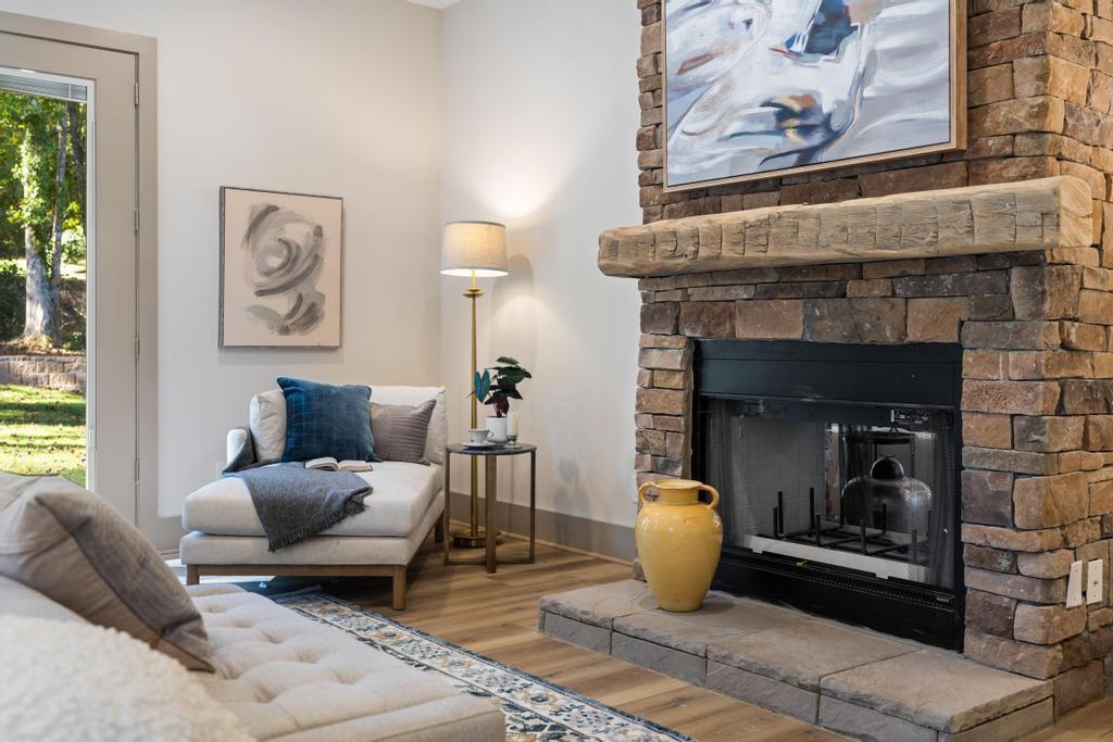 4611 Medlock Bridge RD