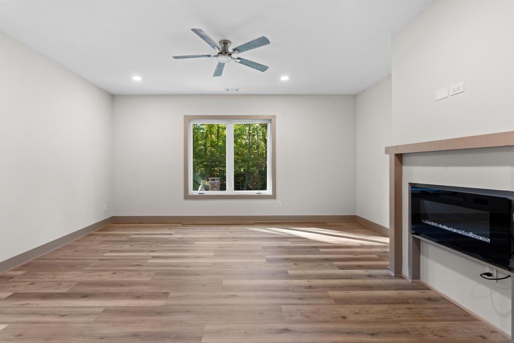 4611 Medlock Bridge RD