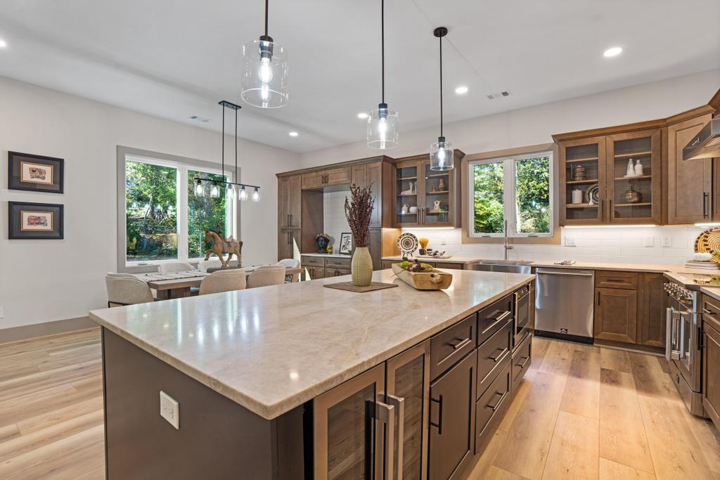 4611 Medlock Bridge RD