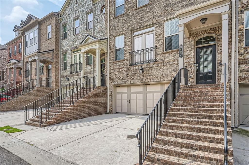 2433 Santa Rosa Street