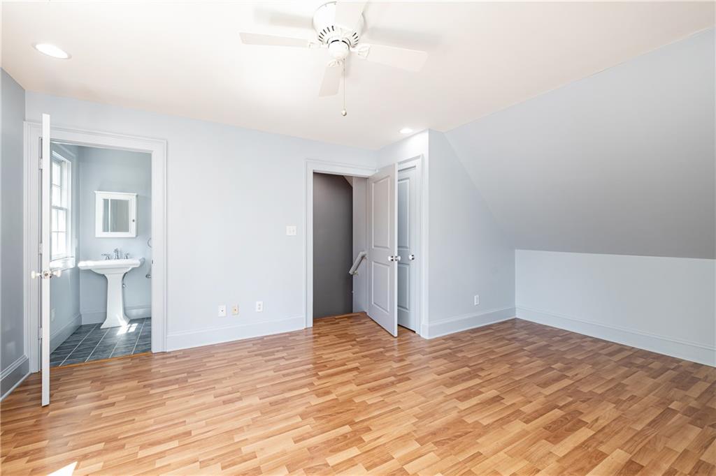 11 Park Circle NE