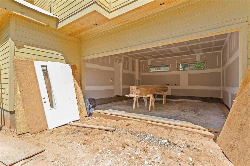 215 Flora Avenue NE Unit A