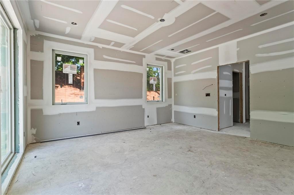 215 Flora Avenue NE Unit A