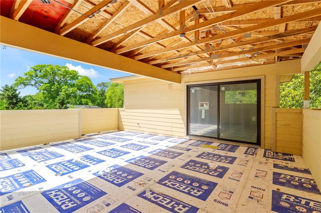 215 Flora Avenue NE Unit A