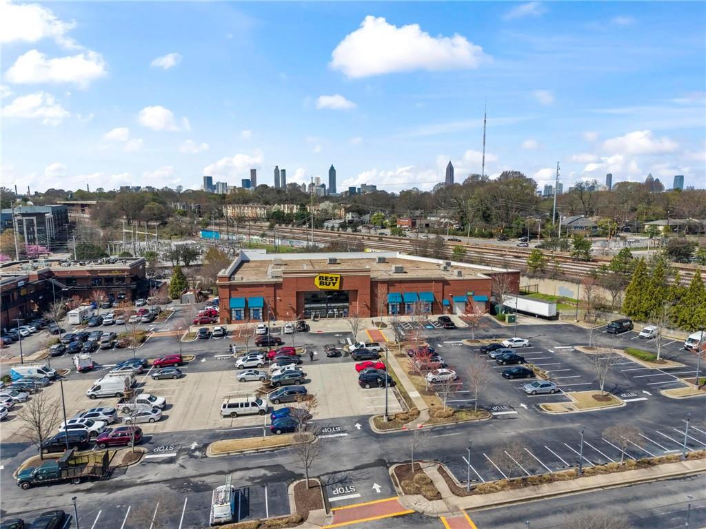 215 Flora Avenue NE Unit A