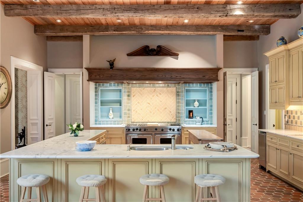 675 W Paces Ferry Unit#10 Road NW