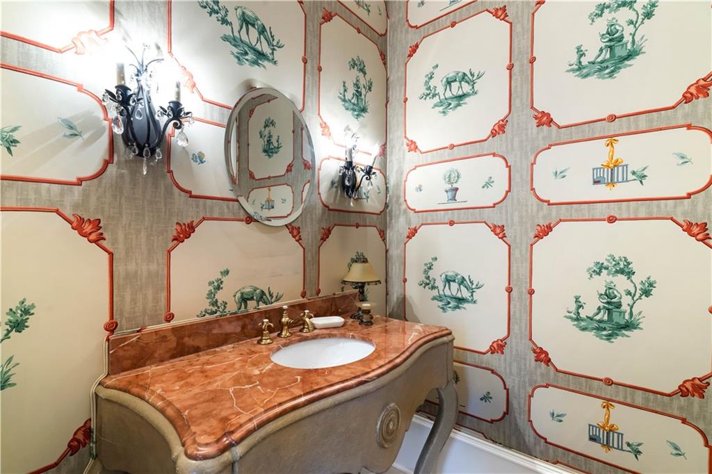 675 W Paces Ferry Unit#10 Road NW