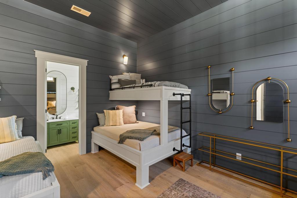 298 W River Bend Drive