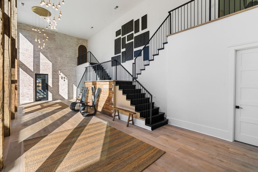 298 W River Bend Drive