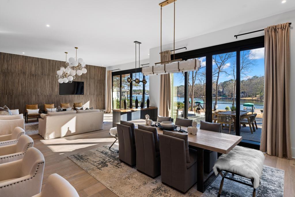 298 W River Bend Drive