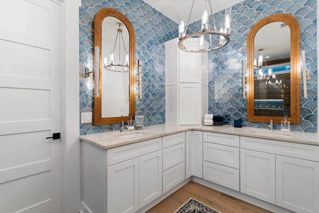 298 W River Bend Drive