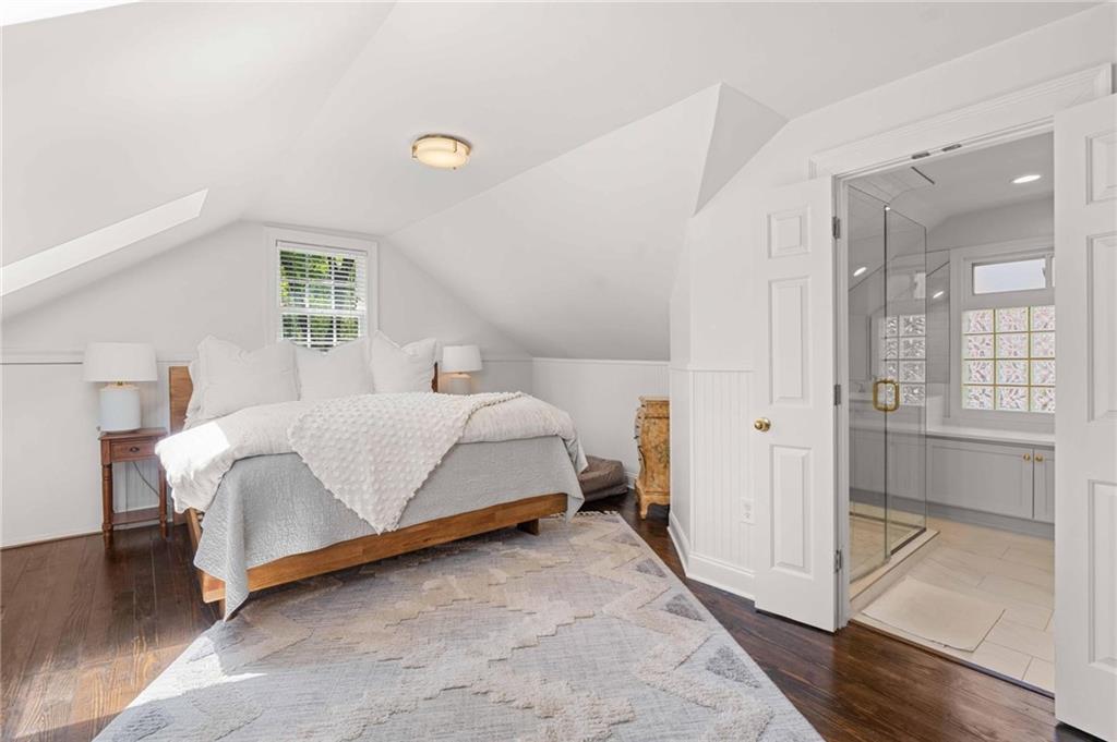 2138 Virginia Place NE