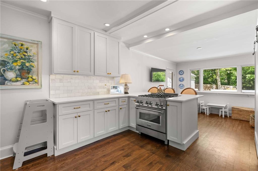 2138 Virginia Place NE