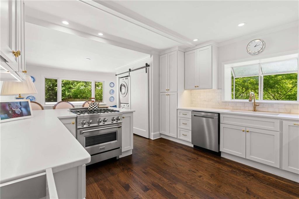 2138 Virginia Place NE