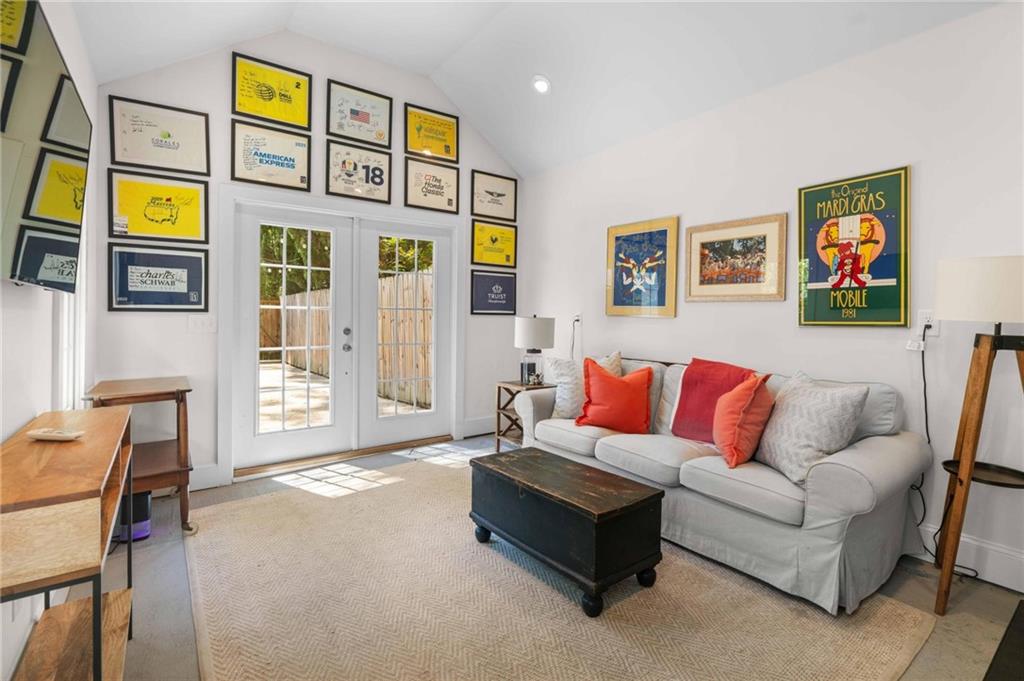 2138 Virginia Place NE