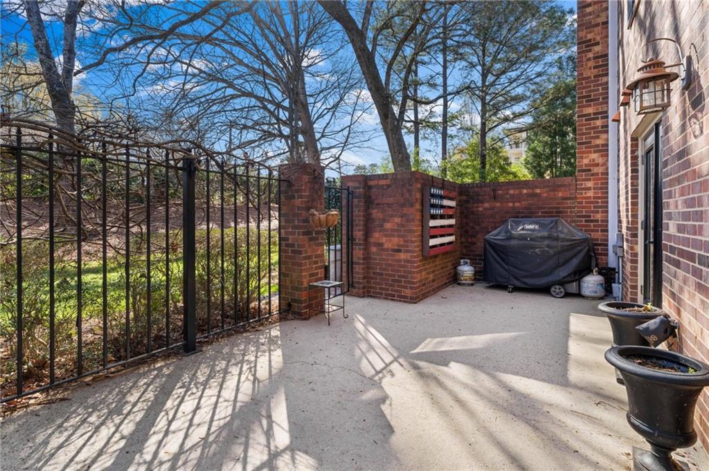 31 Howell Mill Pltn NW