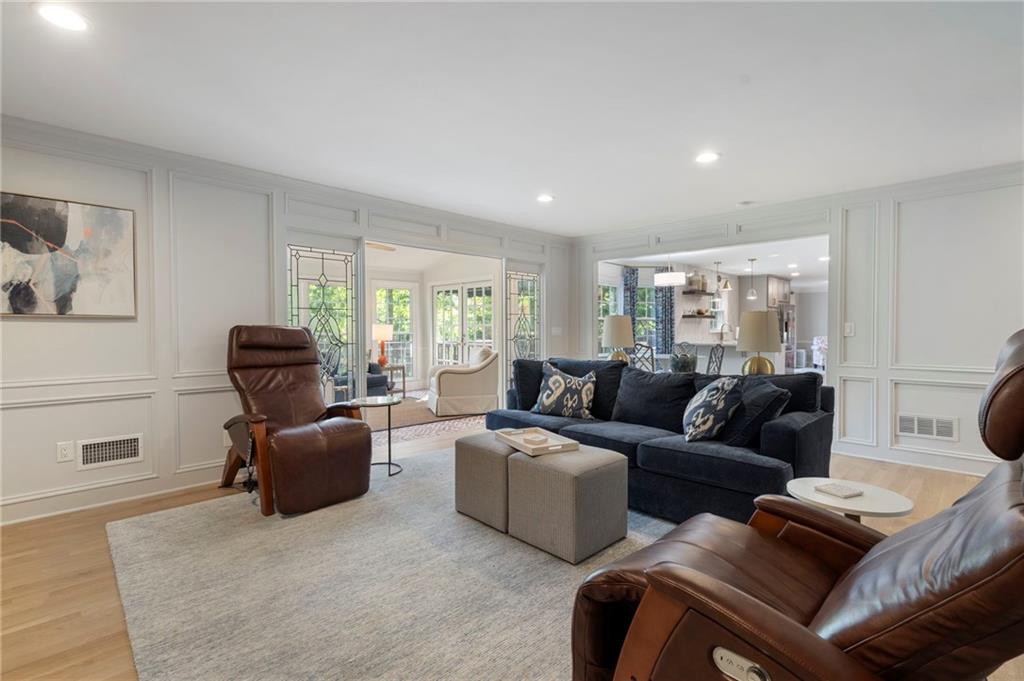 7585 Hunters Woods Drive