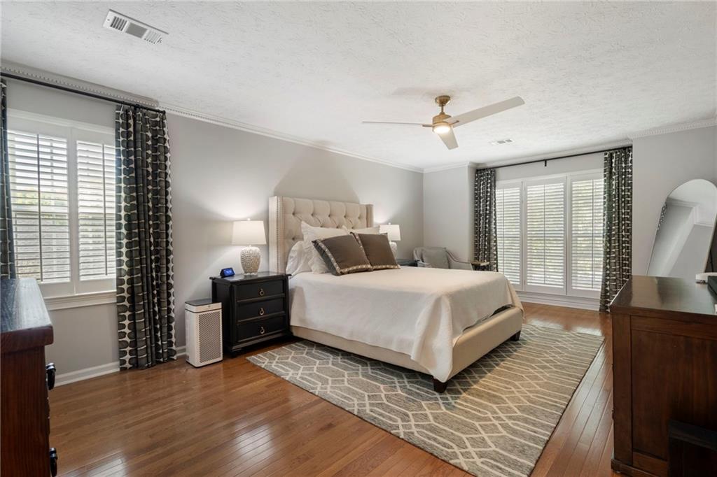 7585 Hunters Woods Drive