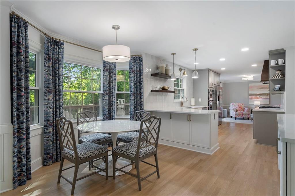 7585 Hunters Woods Drive