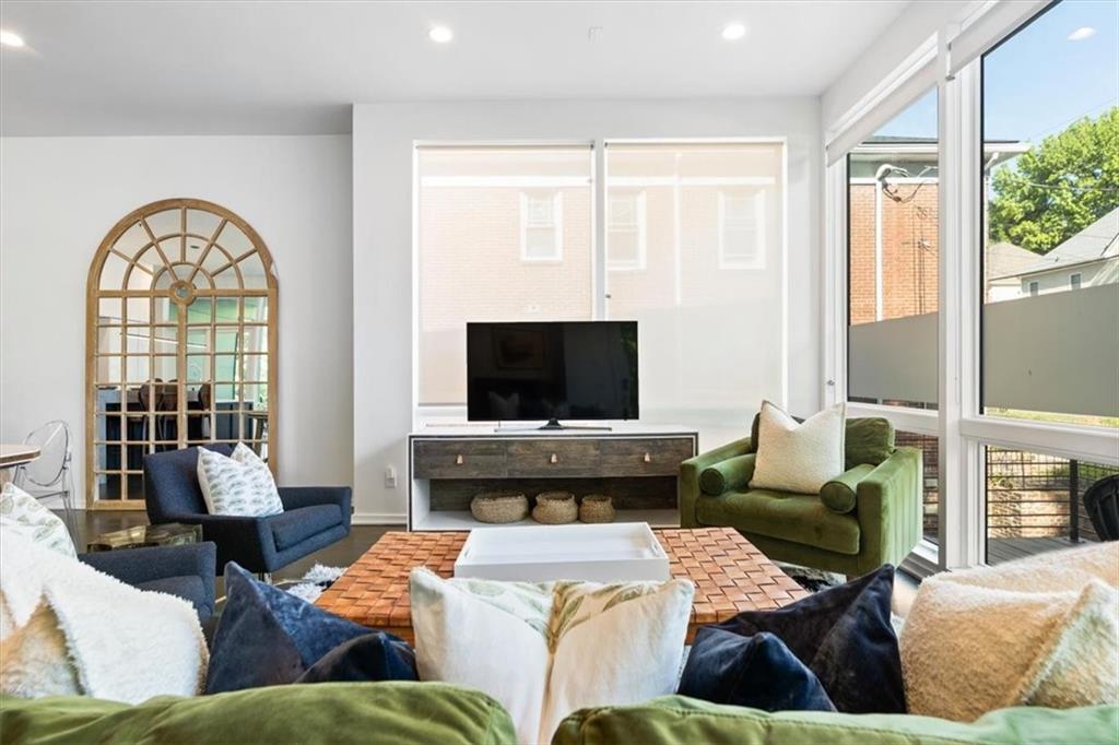 829 North Ave NE Unit 1