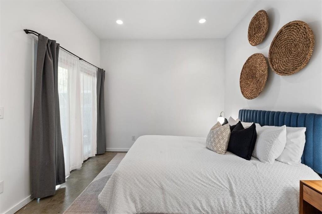 829 North Ave NE Unit 1