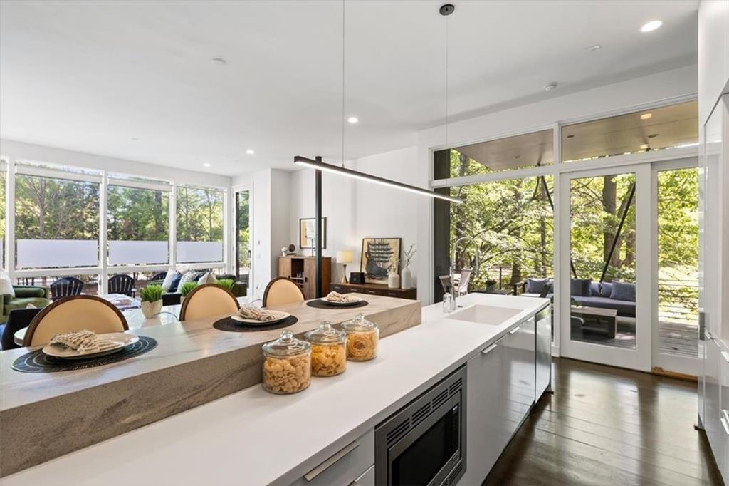 829 North Ave NE Unit 1
