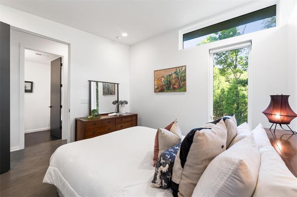 829 North Ave NE Unit 1